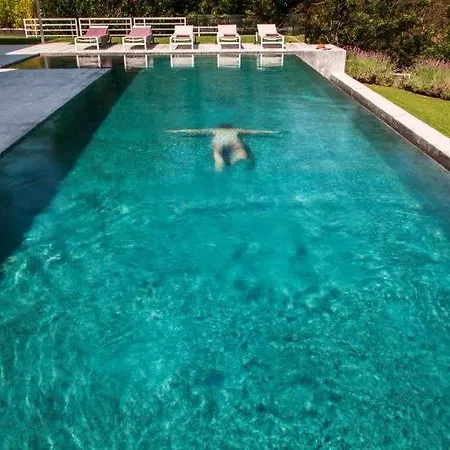 Villa Isola Bella Sleeps 8 Pool Air Con Wifi Stresa