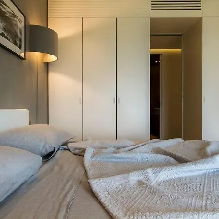 Isola Bella Sleeps 8 Pool Air Con Wifi * Stresa