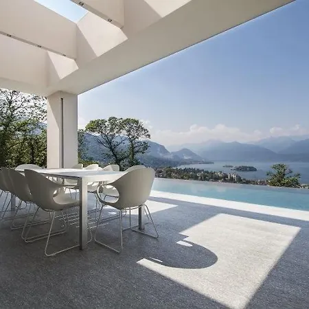 Isola Bella Sleeps 8 Pool Air Con Wifi Stresa